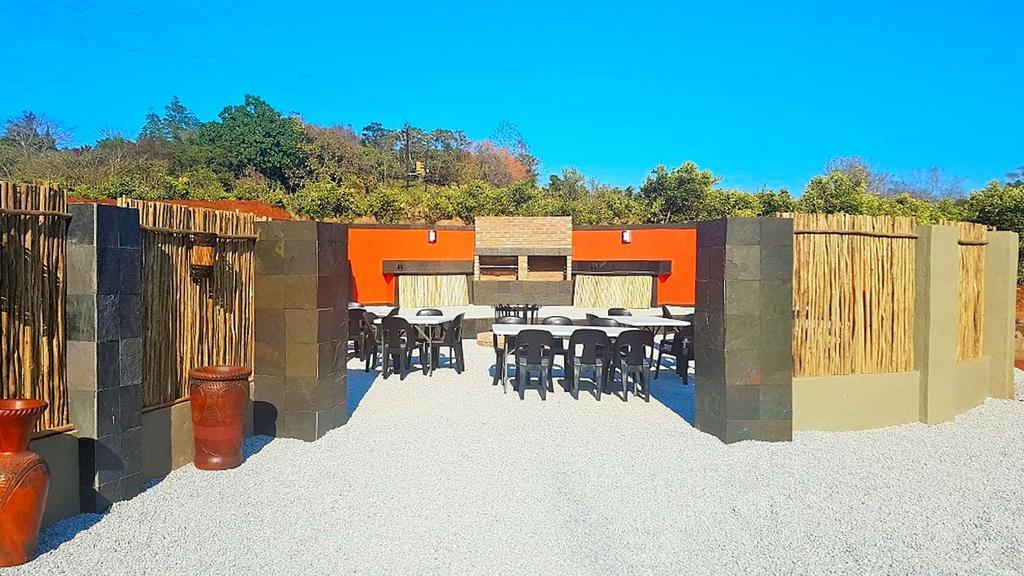 האזיביו Kwambali Riverside Lodge מראה חיצוני תמונה
