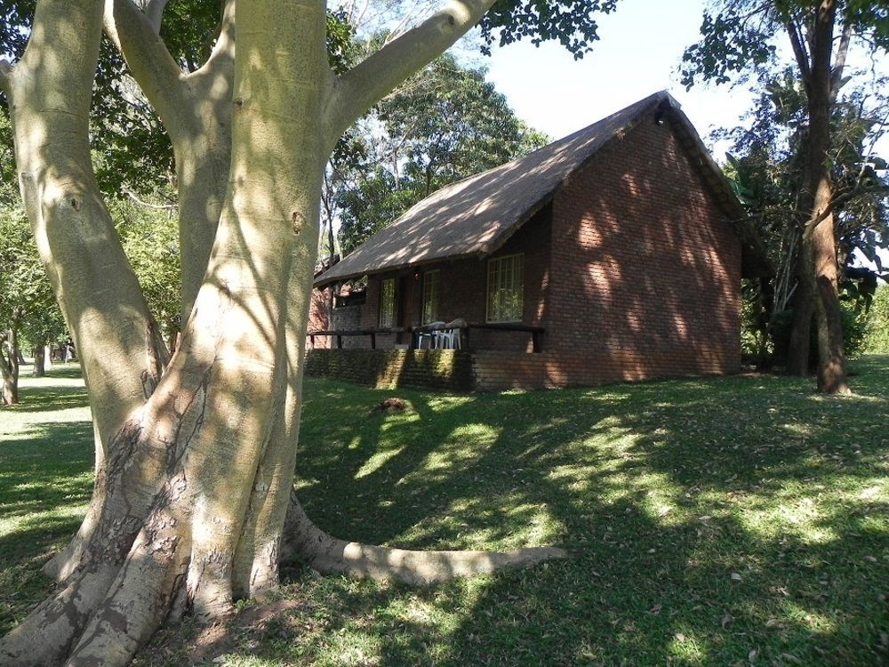 האזיביו Kwambali Riverside Lodge מראה חיצוני תמונה