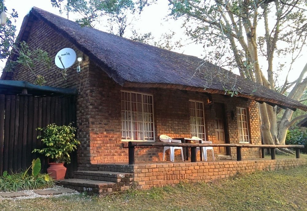 האזיביו Kwambali Riverside Lodge מראה חיצוני תמונה