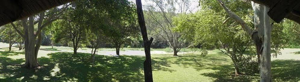 האזיביו Kwambali Riverside Lodge מראה חיצוני תמונה