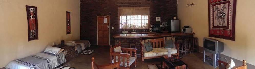 האזיביו Kwambali Riverside Lodge מראה חיצוני תמונה